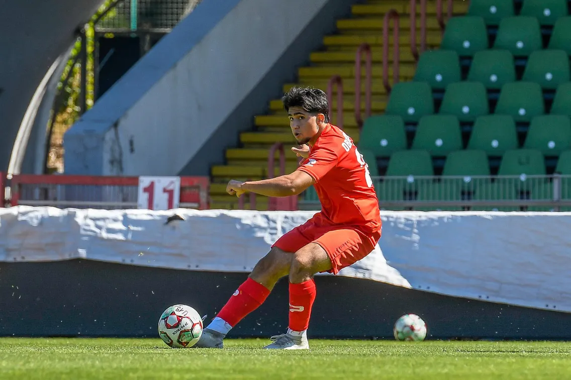 Foto zum Newsartikel U19 gastiert zum Nachbarschaftsduell bei RWE