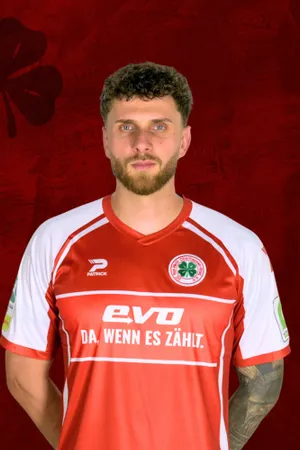Yannik Möker