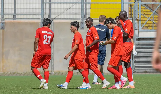 U19 unterliegt in Schlussminuten bei Fortuna Düsseldorf