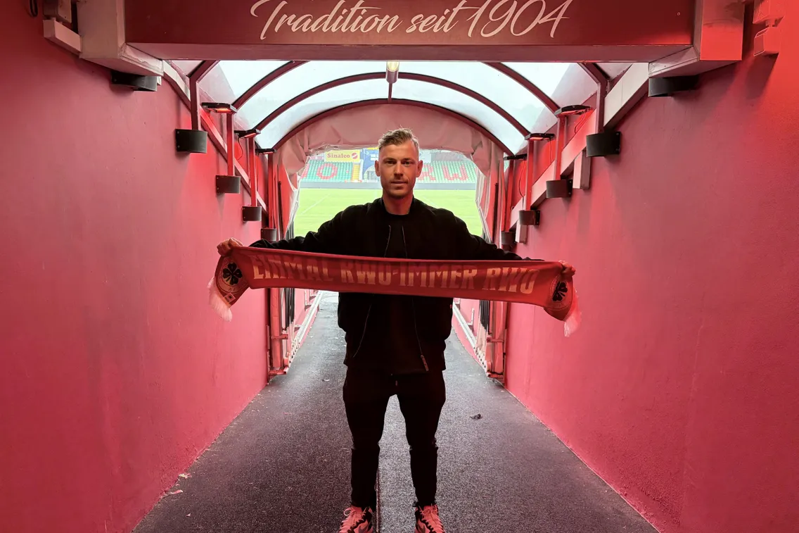 Foto zum Newsartikel Max Meyer kommt nach Hause: Sein Weg zurück zum Kleeblatt