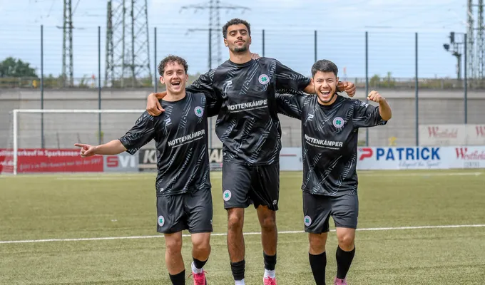 RWO 2 empfängt Favoriten 1. FC Hirschkamp