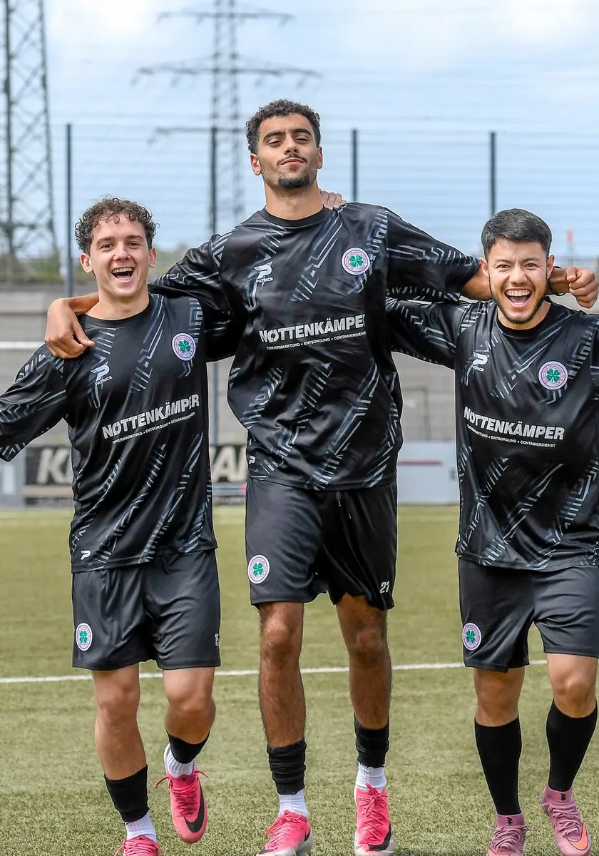 RWO 2 empfängt Favoriten 1. FC Hirschkamp