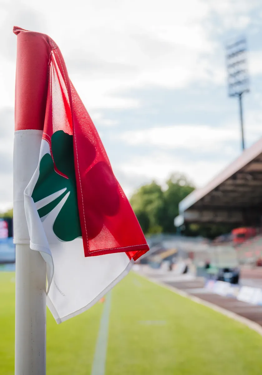Ehemaliger RWO-Jugendspieler feiert Bundesligadebüt