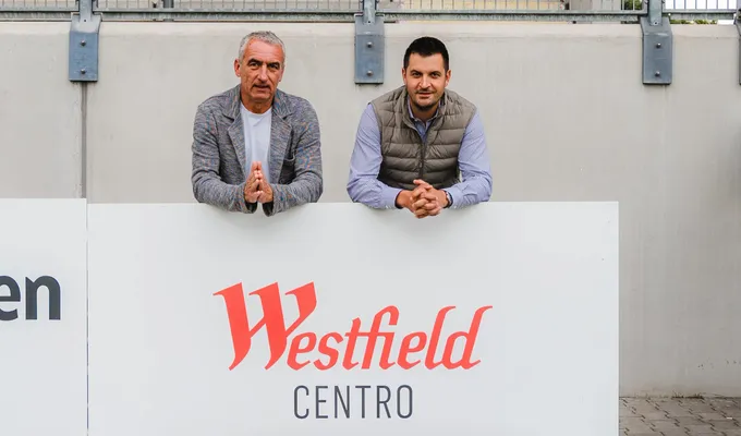 30 Jahre Neue Mitte – RWO gratuliert Westfield Centro 