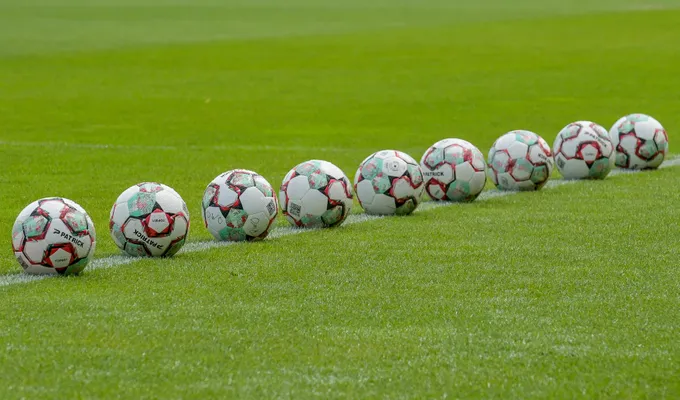 Acht-Tore-Spektakel: RWO 2 schlägt Arminia Klosterhardt II