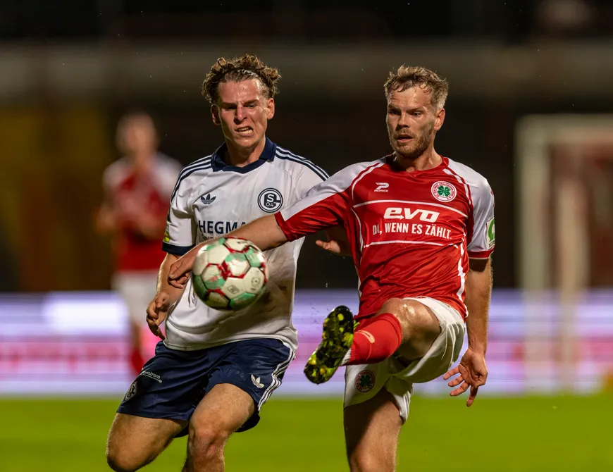 Fan-Infos zum Traditionsduell gegen Schalke 04