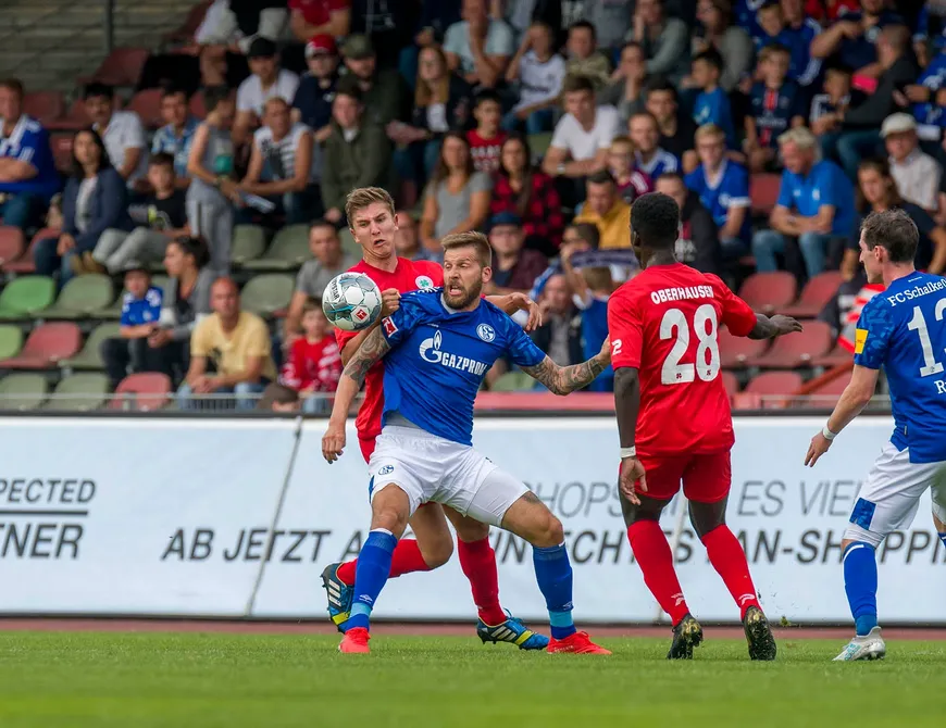 Schalke reist mit Stars wie Dzeko, Sylla und Co. an