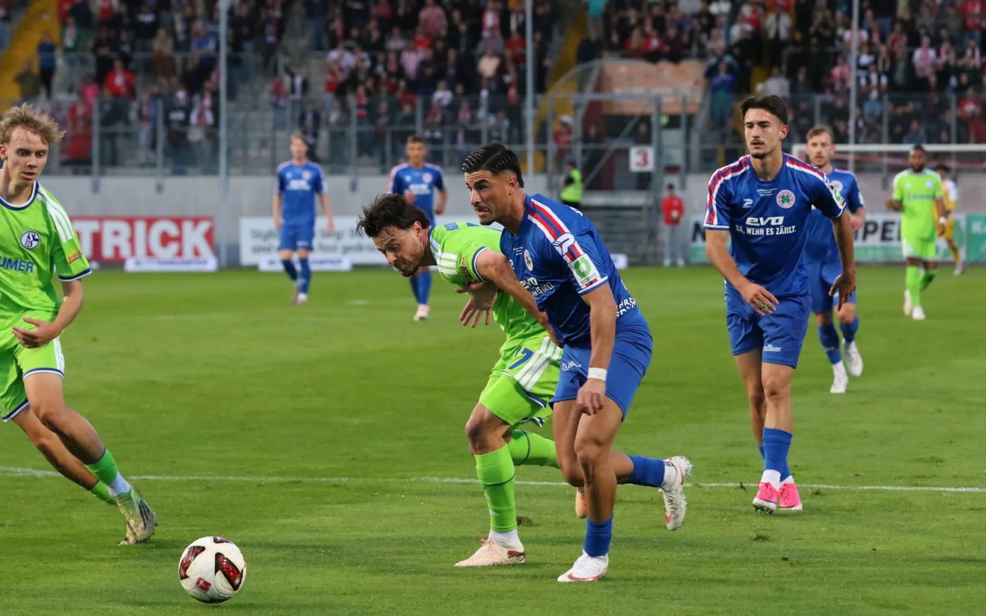 Süne nach Schalke-Testspiel: „Haben sehr gut gekämpft“