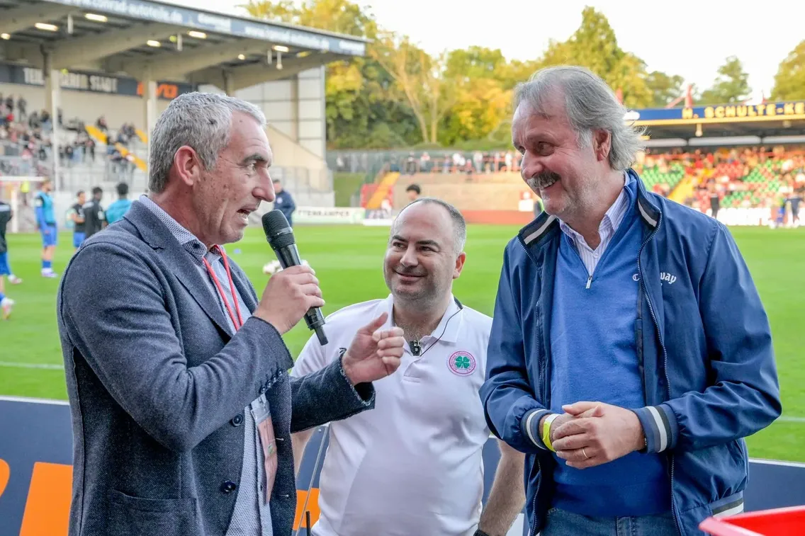 Foto zum Newsartikel CONTACT GmbH stärkt RWO ab sofort den Rücken
