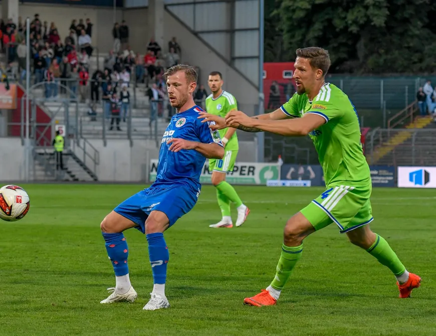Max Meyer über sein RWO-Debüt: „Habe lange dafür gearbeitet“