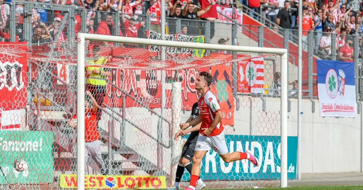 Dreimal in Folge getroffen: Vega Zambrano lobt Mannschaft