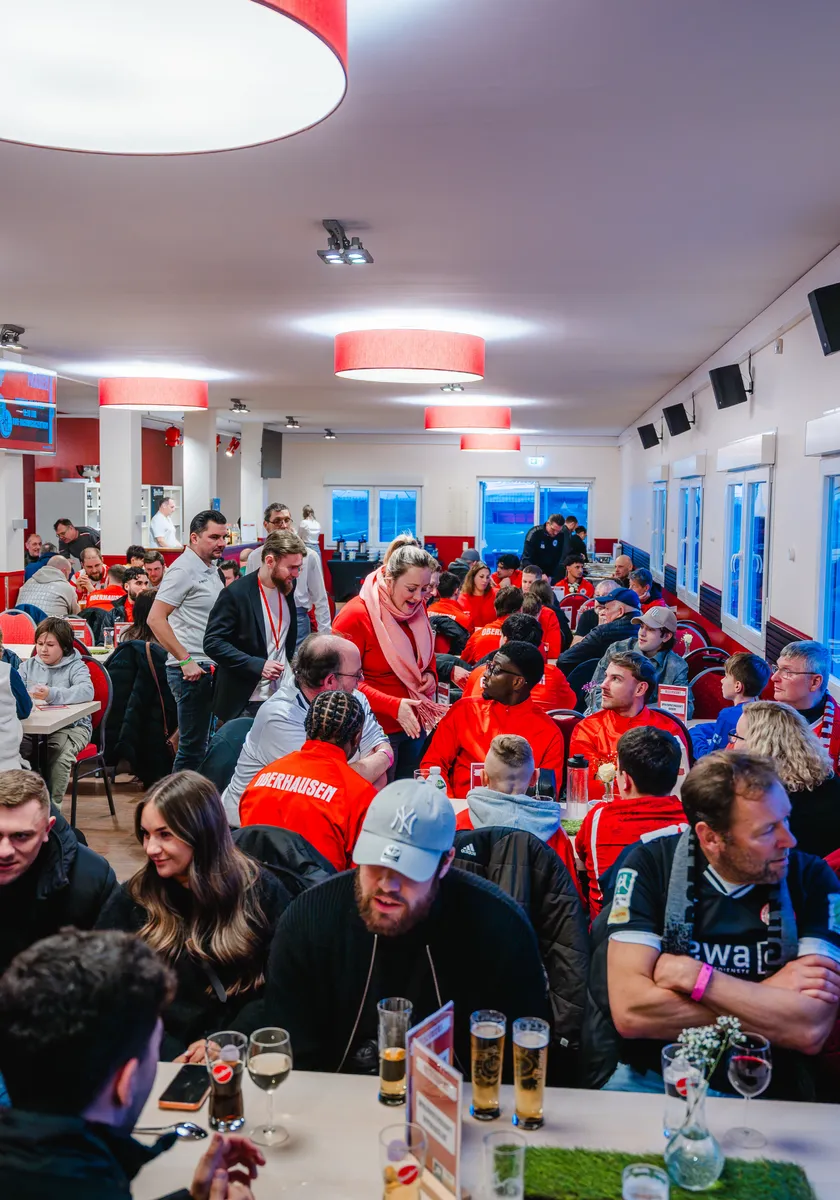 O‘ zapft is! RWO-Oktoberfest gegen Paderborn II