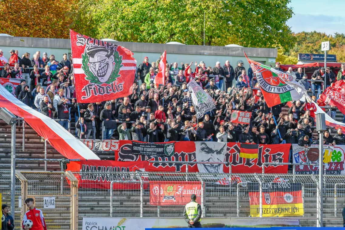 Foto zum Newsartikel Vorverkauf für Auswärtsspiel in Siegen gestartet
