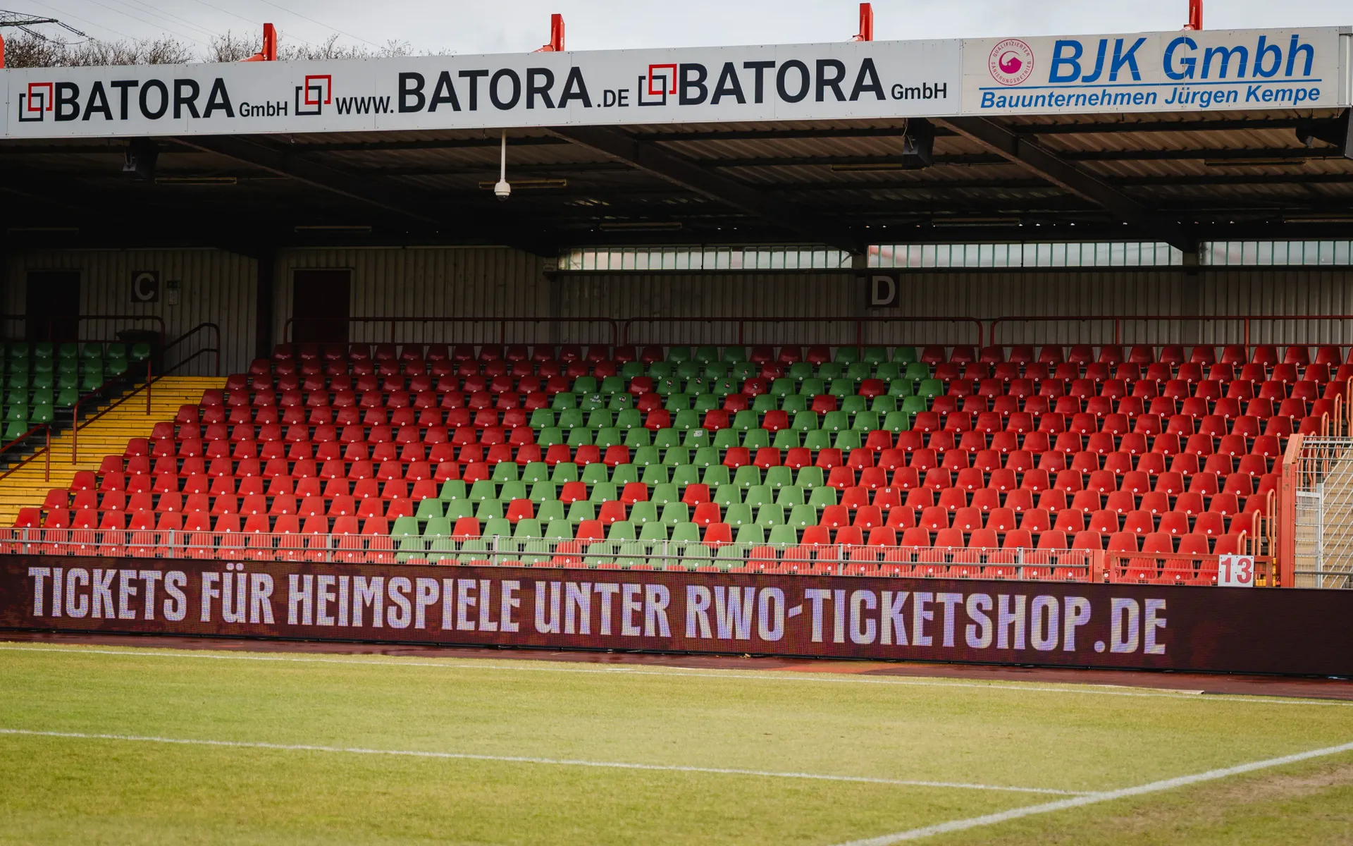 Für’n Fünfer ins Stadion: Azubi- und Studentenaktion bei RWO