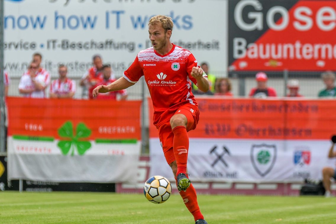 Foto zum Newsartikel Spielkleidung der Kleeblätter jetzt im Onlineshop verfügbar
