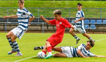 U17 unterliegt knapp in Duisburg