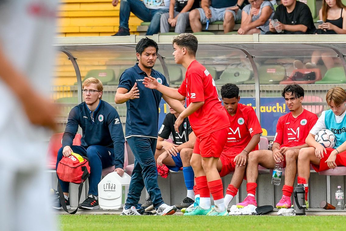 Foto zum Newsartikel U19 und U16 Unentschieden, U17 und U15 unterliegen knapp