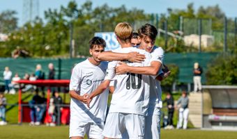 U19 holt Heimsieg, U17 spielt Unentschieden