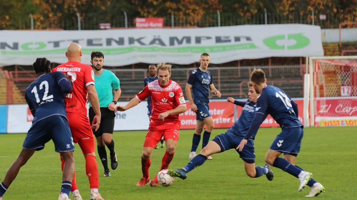 RWO muss sich Köln II geschlagen geben SC RotWeiß Oberhausen