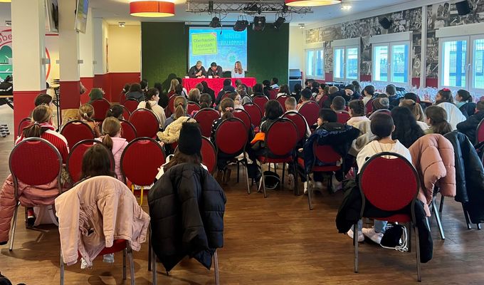 Viertklässler zu Besuch beim RWO-Vorlesetag