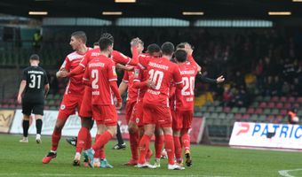 RWO gewinnt Heimspiel gegen Paderborn deutlich