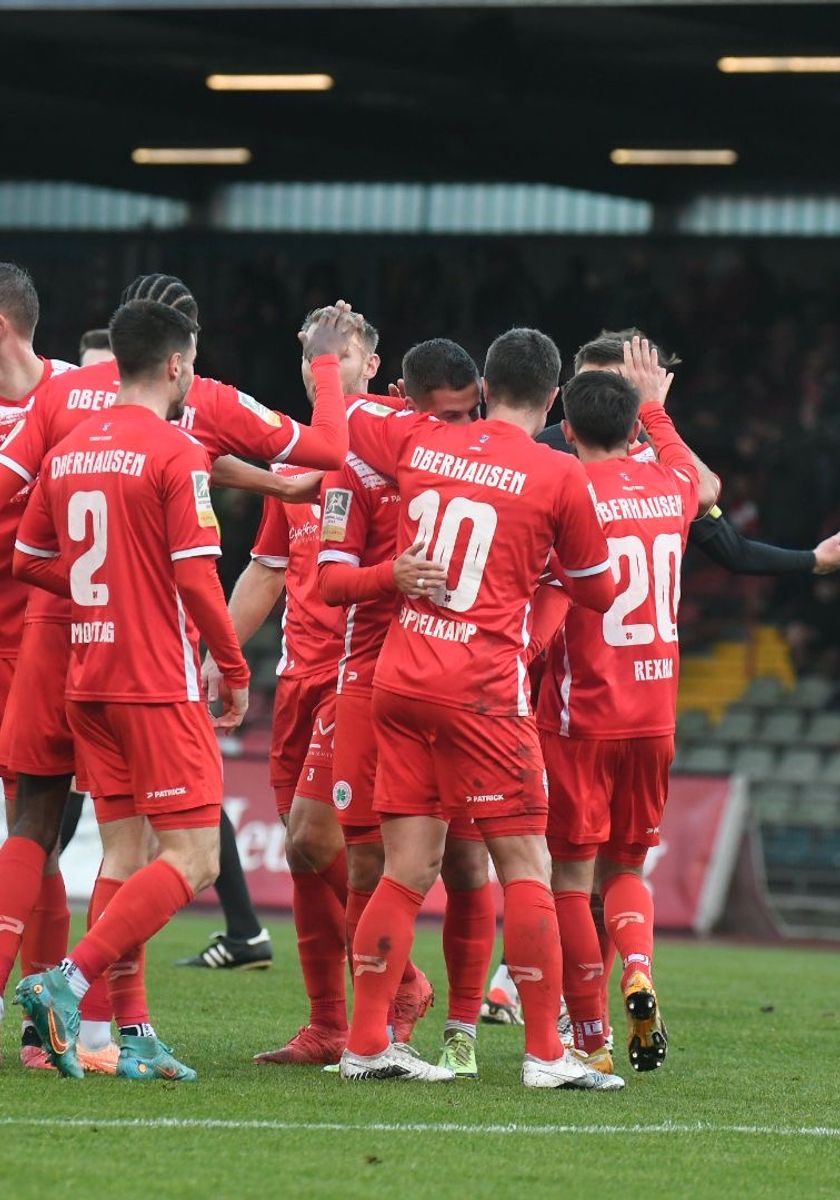 RWO gewinnt Heimspiel gegen Paderborn deutlich