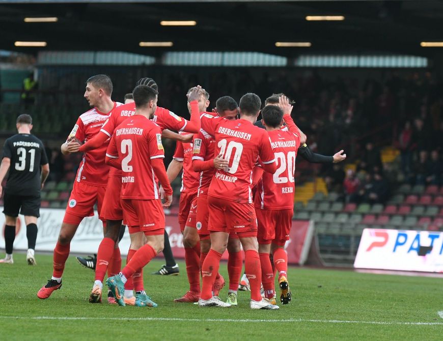 RWO gewinnt Heimspiel gegen Paderborn deutlich