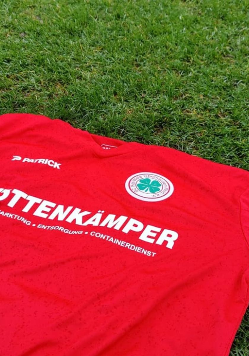 Nottenkämper ziert Trikotbrust im Pokal