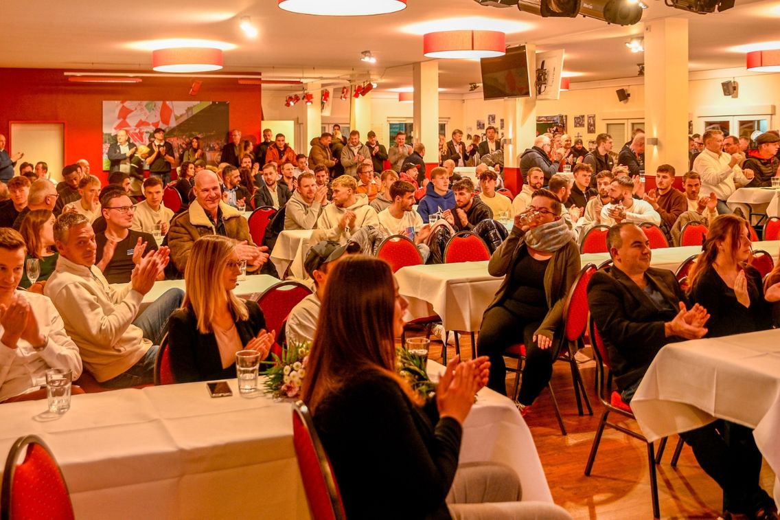 Foto zum Newsartikel Neujahrsempfang bei Rot-Weiß Oberhausen