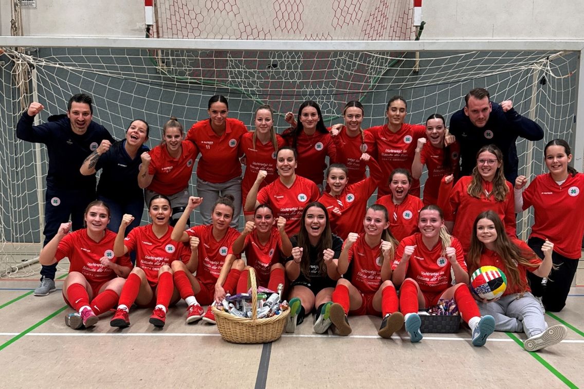 Foto zum Newsartikel RWO-Frauen gewinnen auch Hallenkreismeisterschaft
