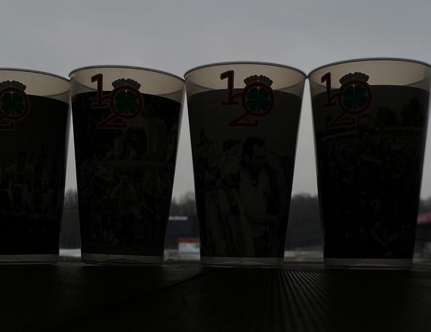 Bechermotive zum Jubiläum