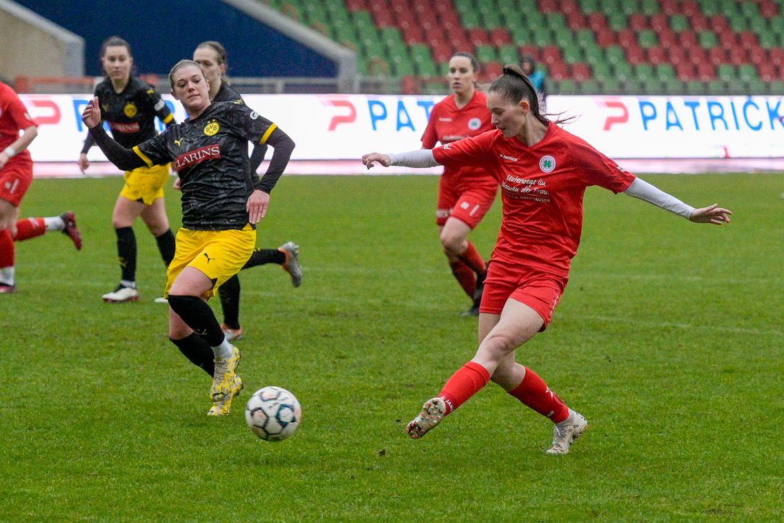 Foto zum Newsartikel RWO-Frauen unterliegen Borussia Dortmund