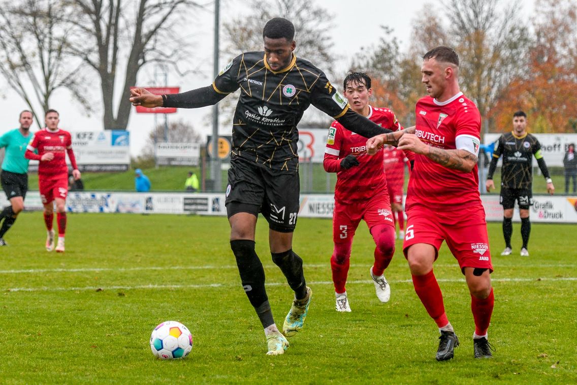 Foto zum Newsartikel Letztes Heimspiel der Saison vor der Brust