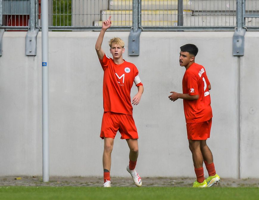 U19 und U15 gewinnen Auftakt, U17 unterliegt in Bochum