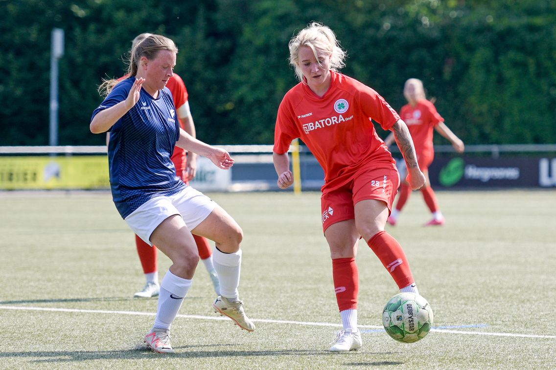 Foto zum Newsartikel RWO-Frauen unterliegen bei Saisonstart knapp