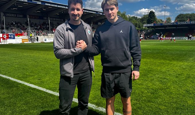 Illia Poliakov wird ein Kleeblatt